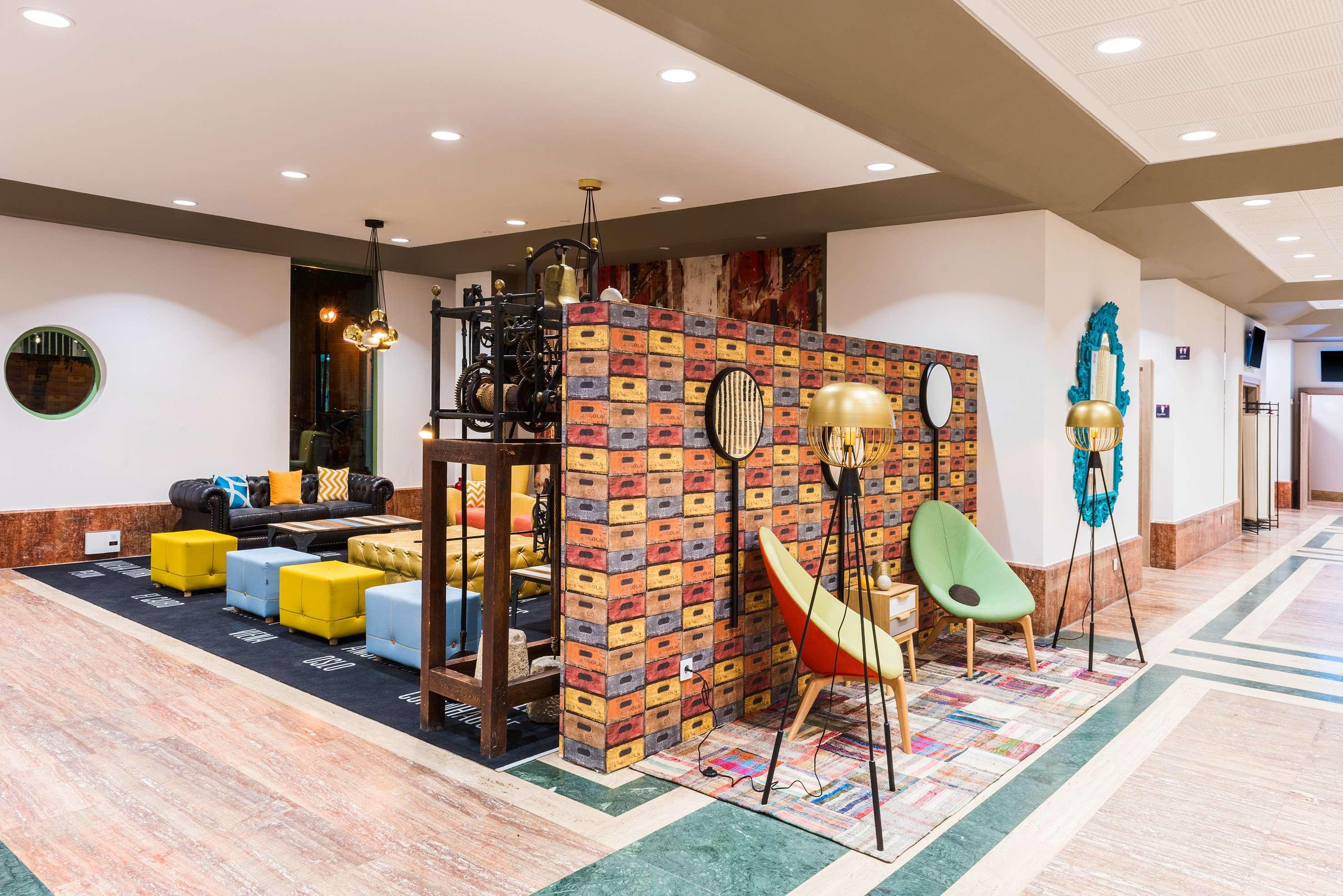 Hotel Guadalajara & Conference Center Affiliated By Melia Екстериор снимка