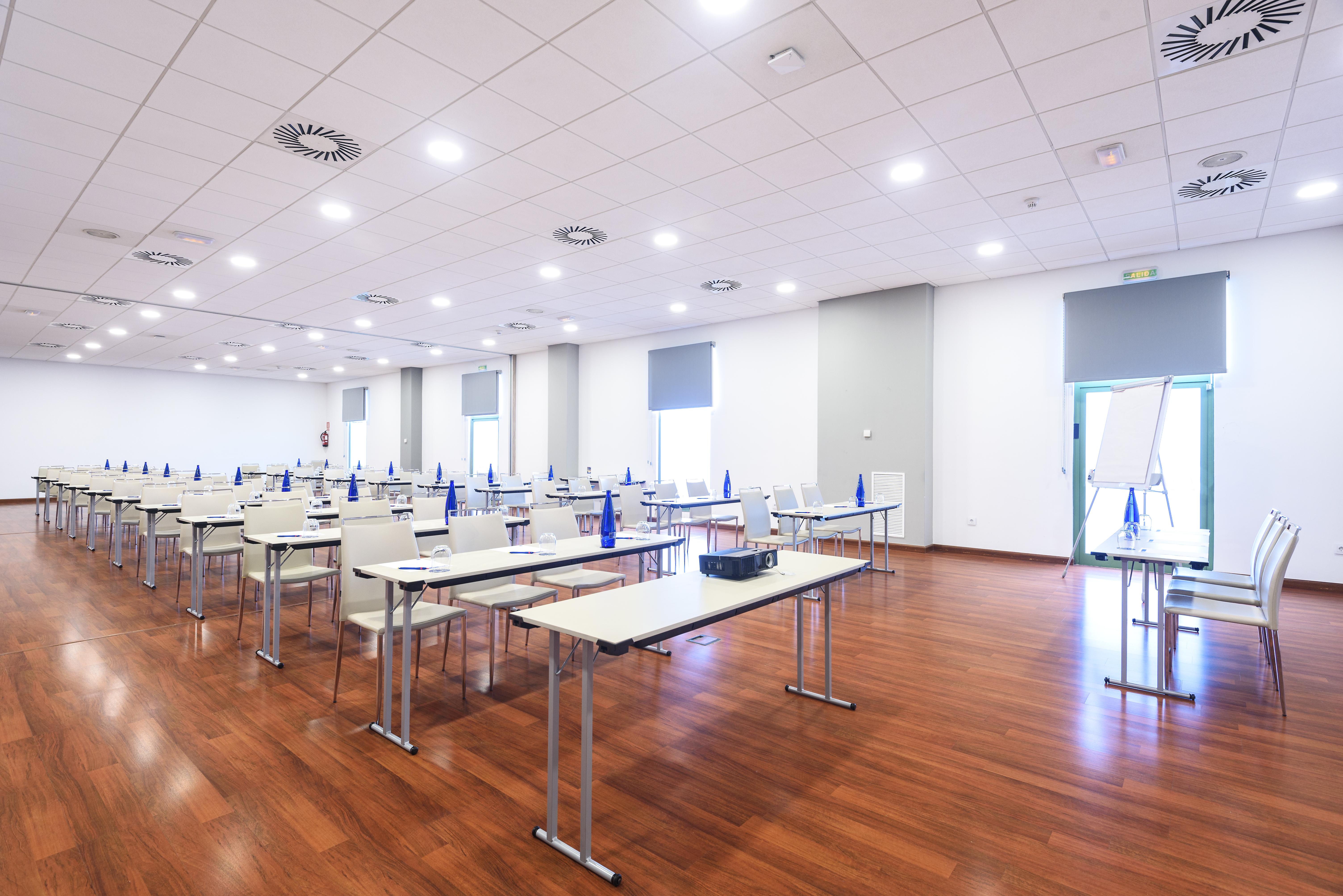 Hotel Guadalajara & Conference Center Affiliated By Melia Екстериор снимка